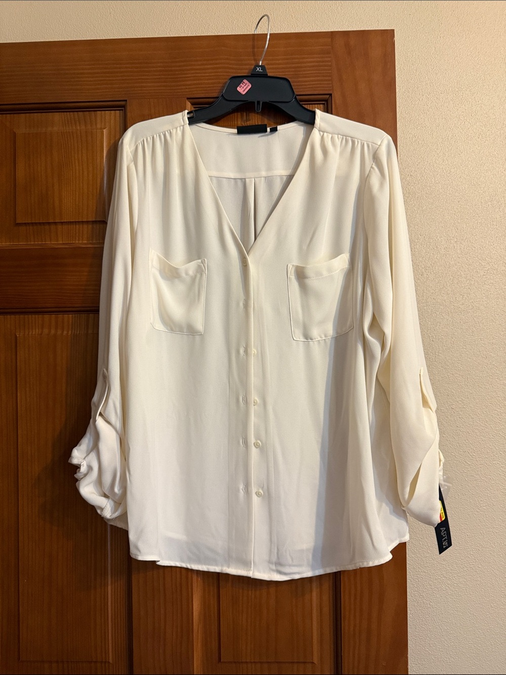 Brand new size XL blouse from Apt. 9